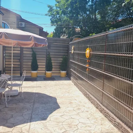 Apartamento 2 La Curte Cu Foisor *